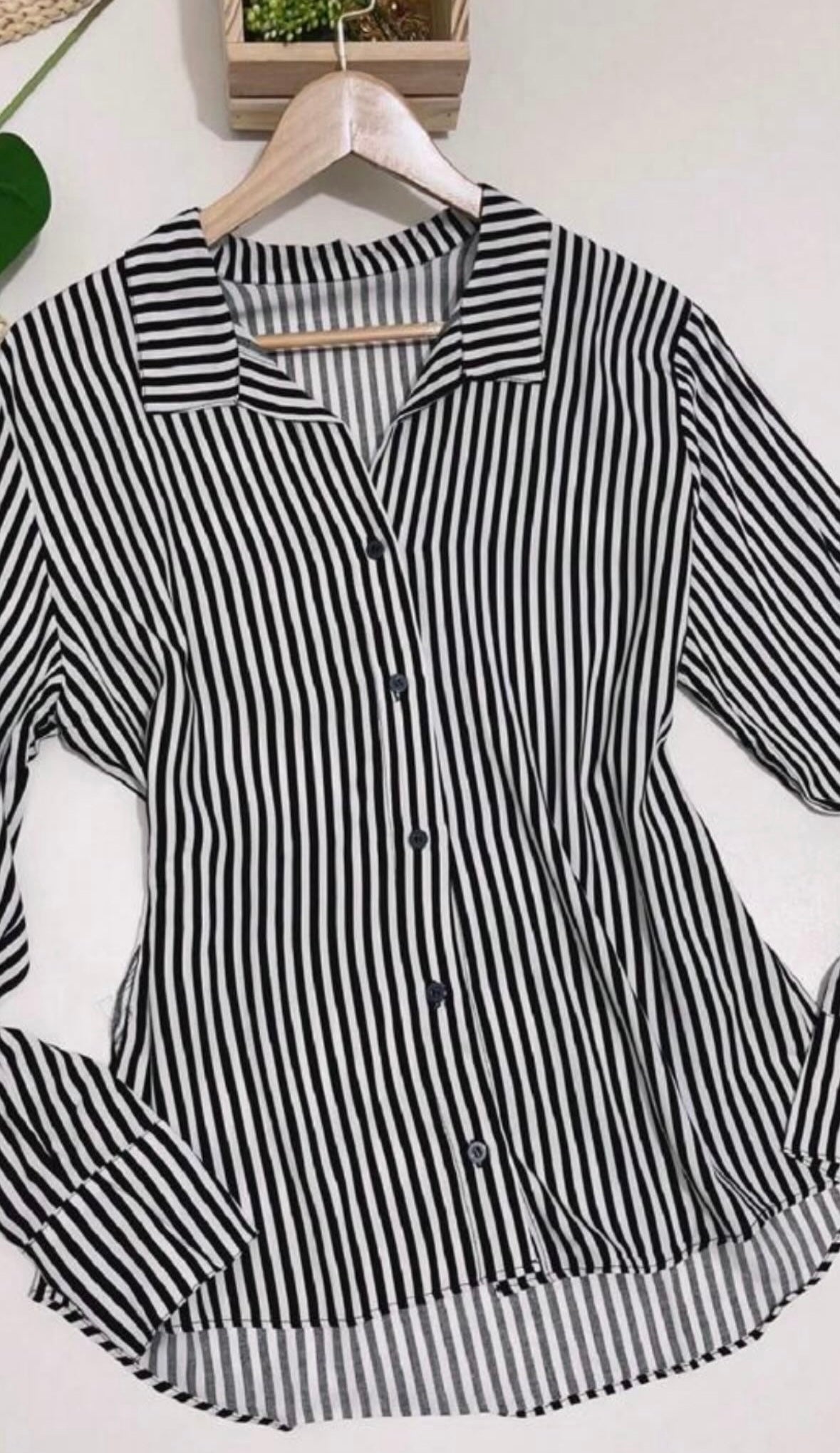 Camisa listrada p&b
